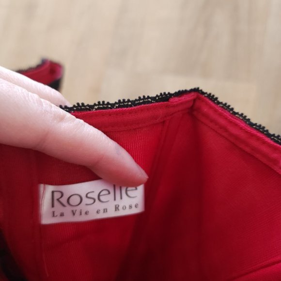 Roselle La Vie En Rose Red and black Corset - Picture 6 of 9